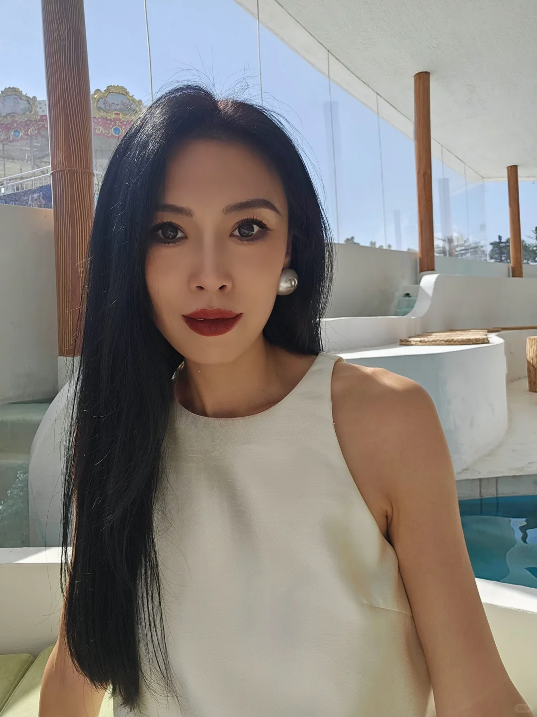 御姐风、黑发红唇、自拍🤳库存还在胃疼