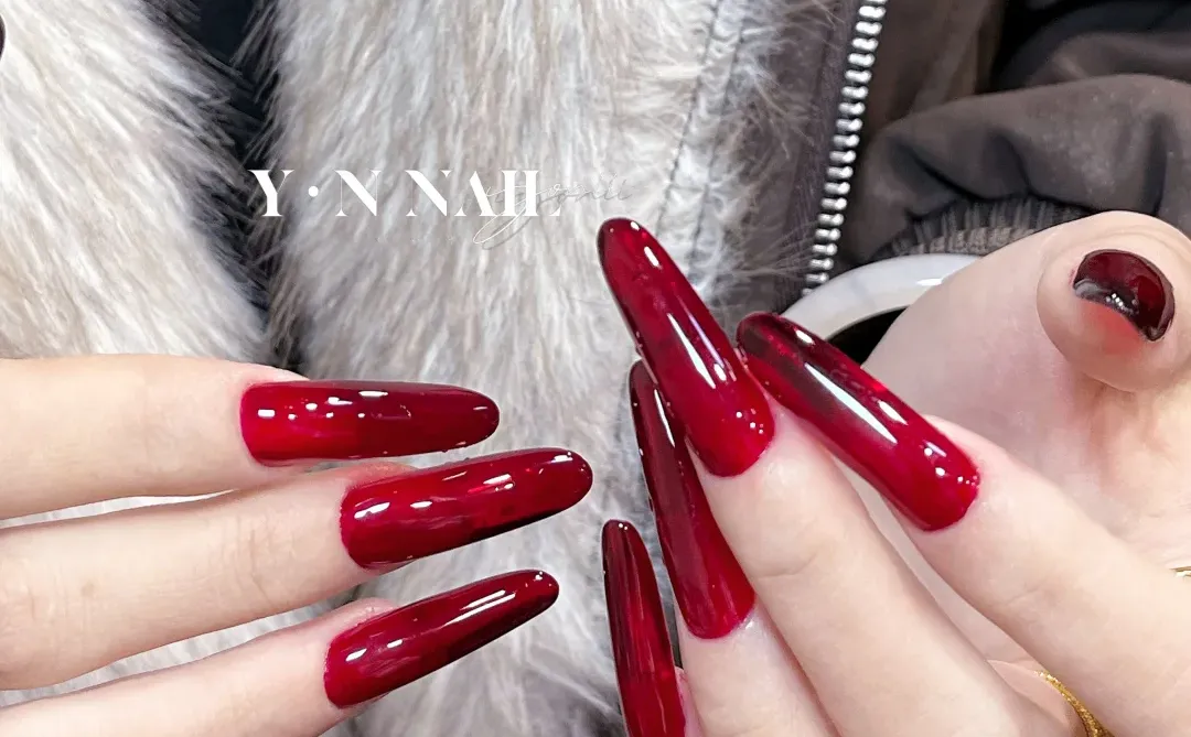 襄阳美甲之娇艳欲滴红～