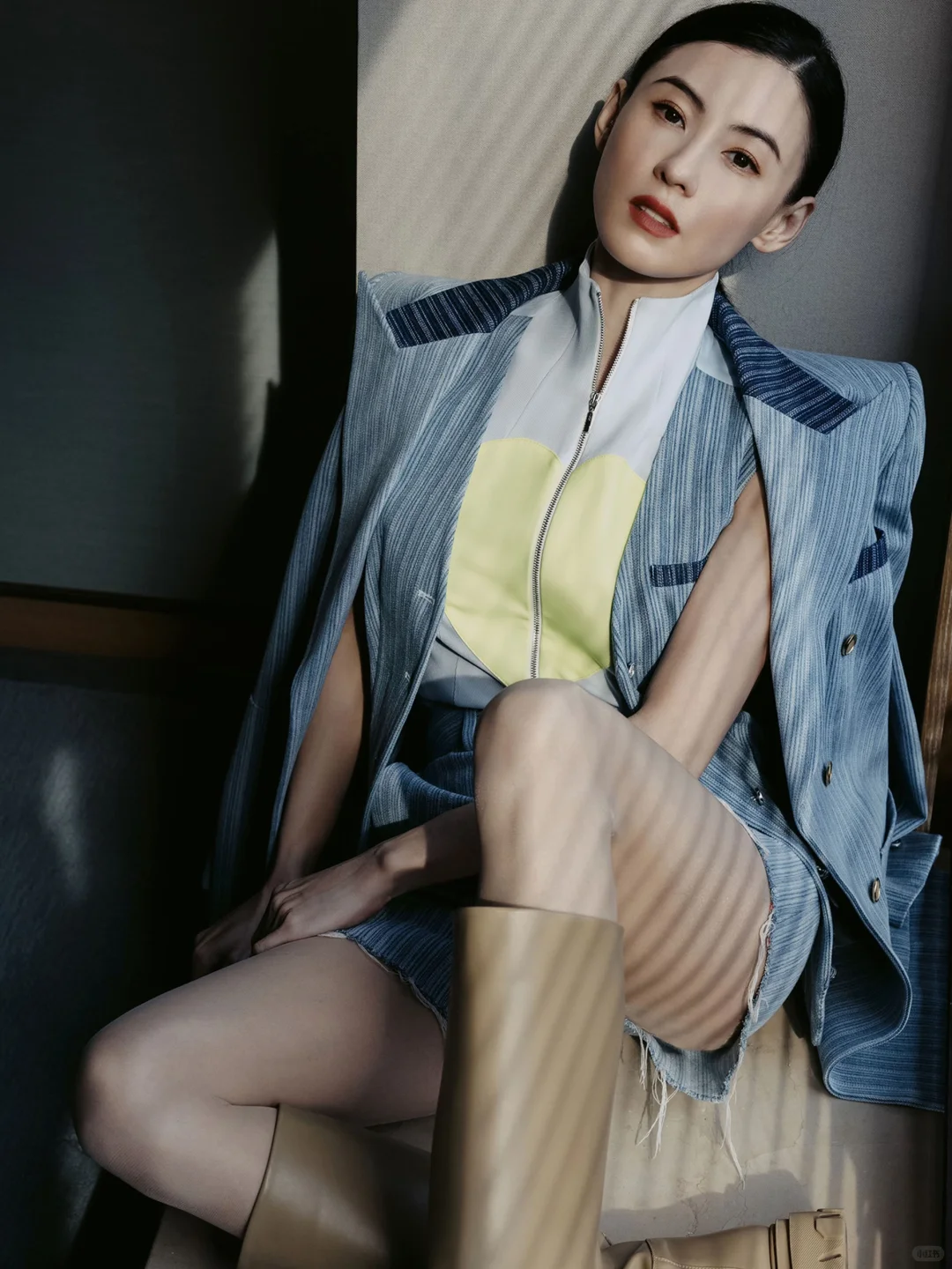 香港女明星玉女张柏芝超薄裸色丝袜娇艳照片