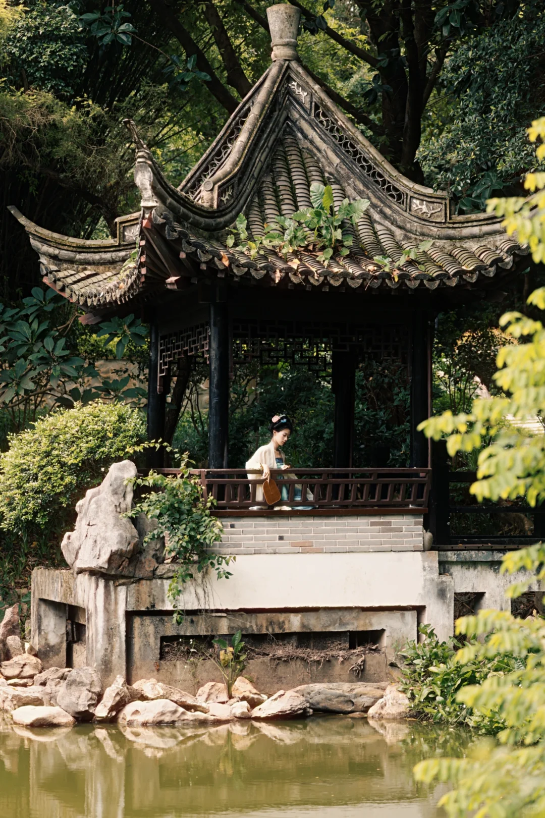 才下眉头，却上心头