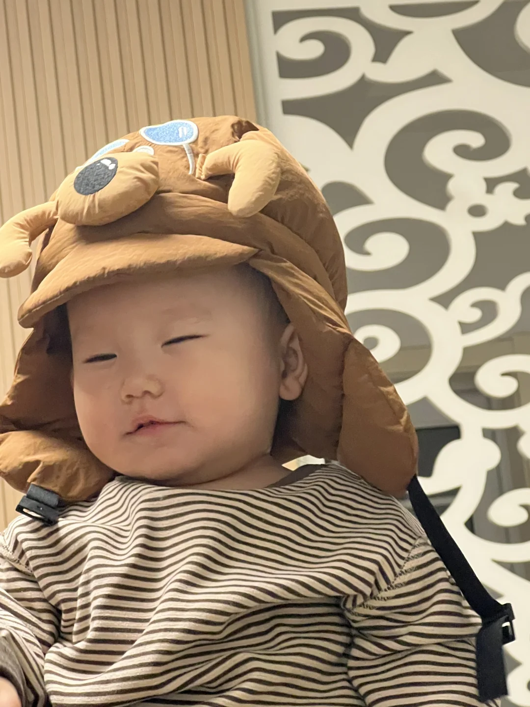 给姨姨们抛个媚眼吧😉