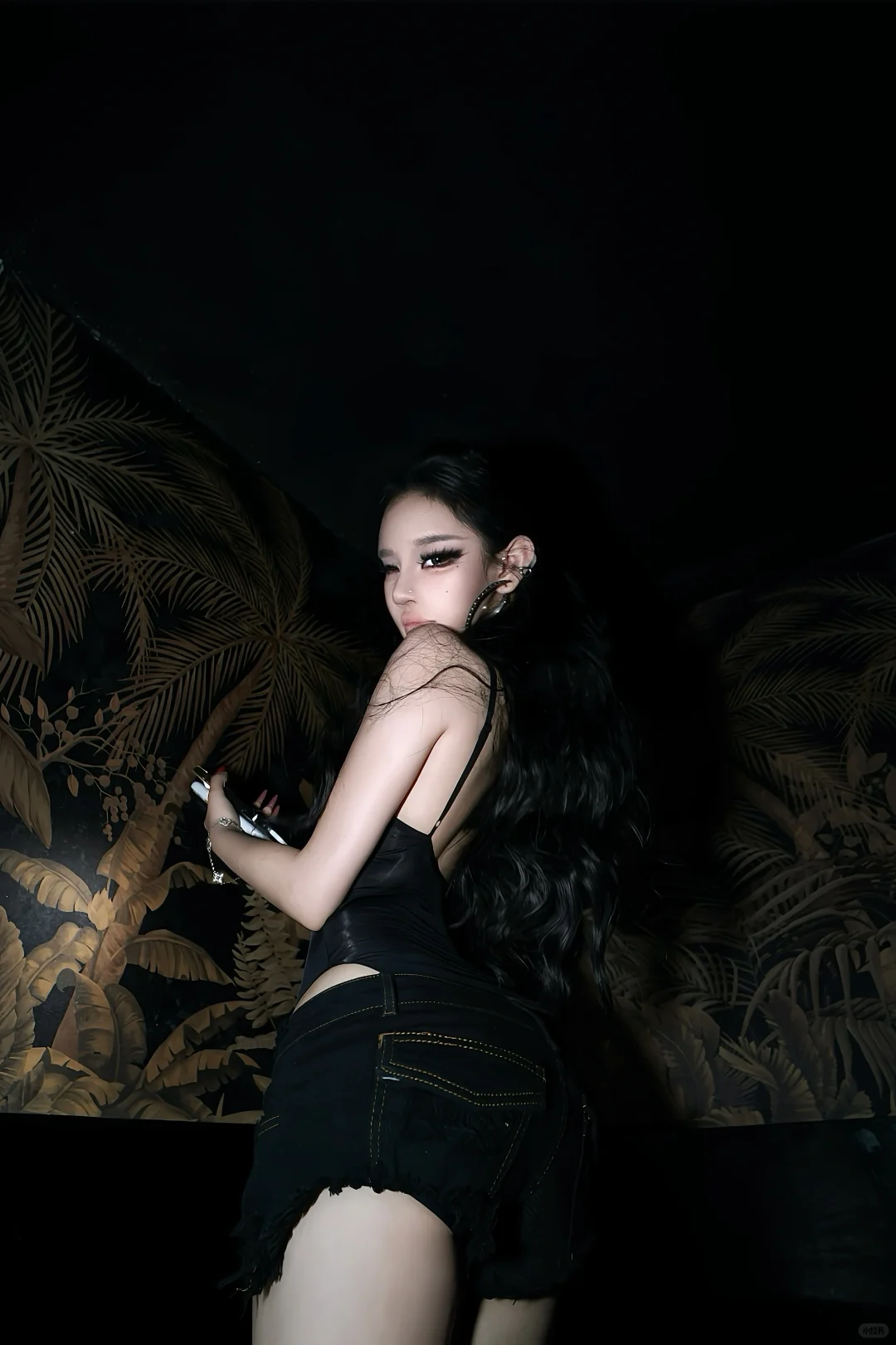 派对上给我留你身边的座