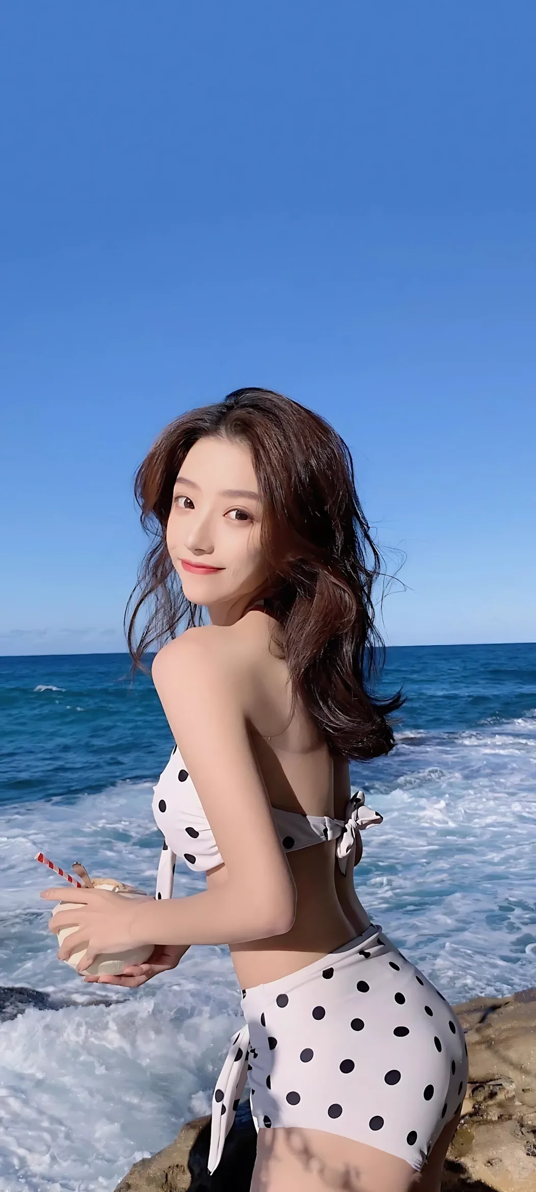 窒息级手机壁纸｜把这抹心动存在手机里锁好