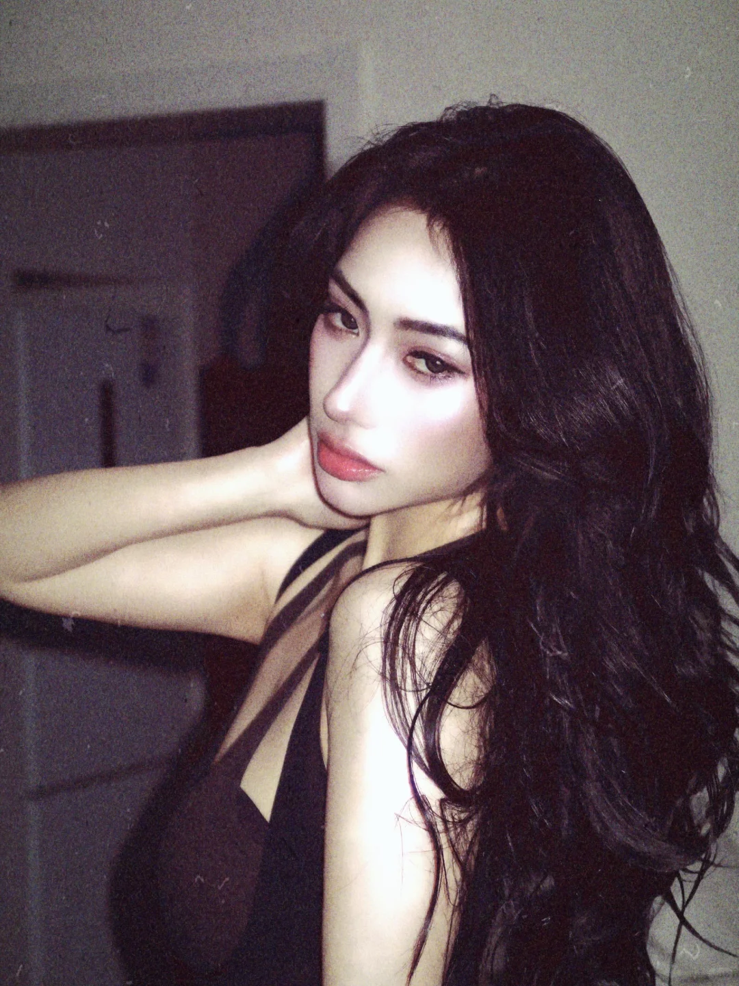 权威滤镜配权威女人