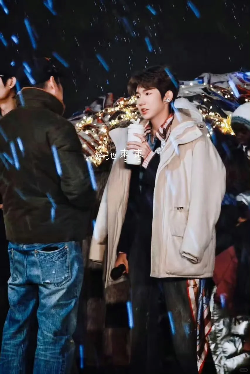 北京卫视：抛媚眼给瞎子看👀，小汤圆：？