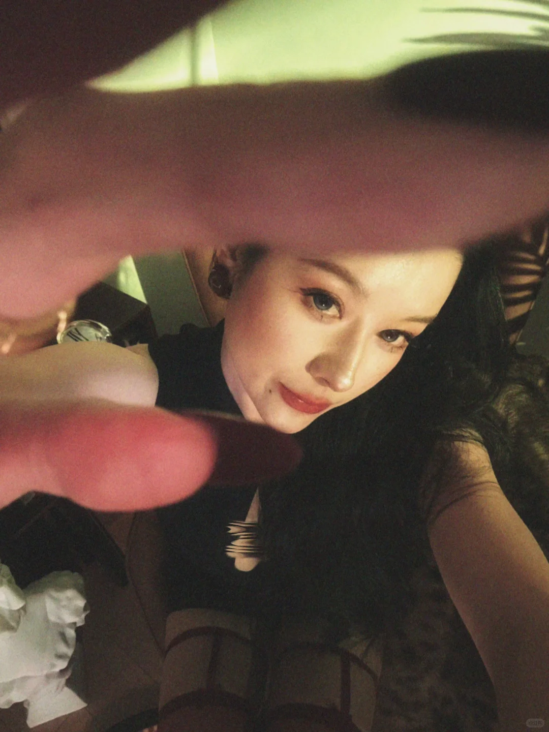 比巴掌先来的是她身上的香气👠