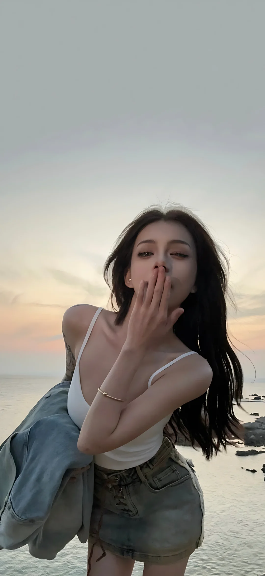 窒息级手机壁纸｜把这抹心动存在手机里锁好