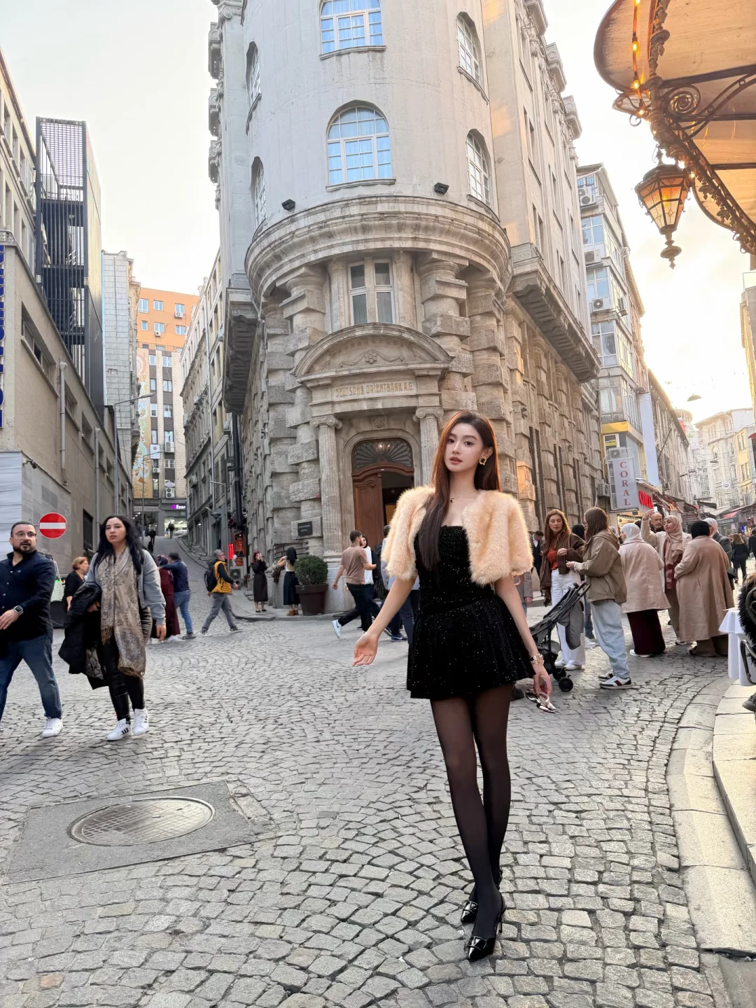 金佳悦丝袜美腿