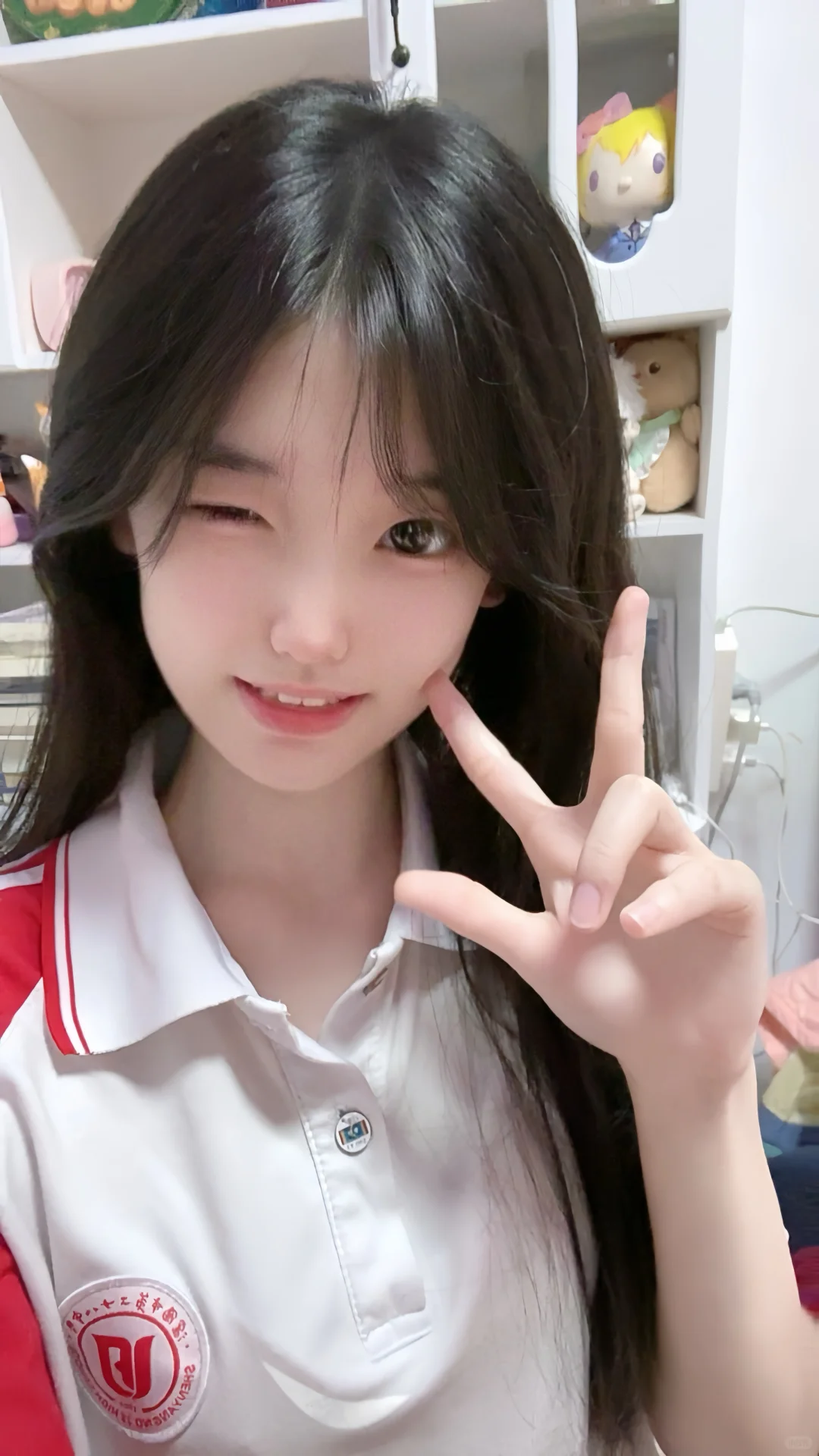 辽宁神颜美术生，运动会无数人围观，太太美了