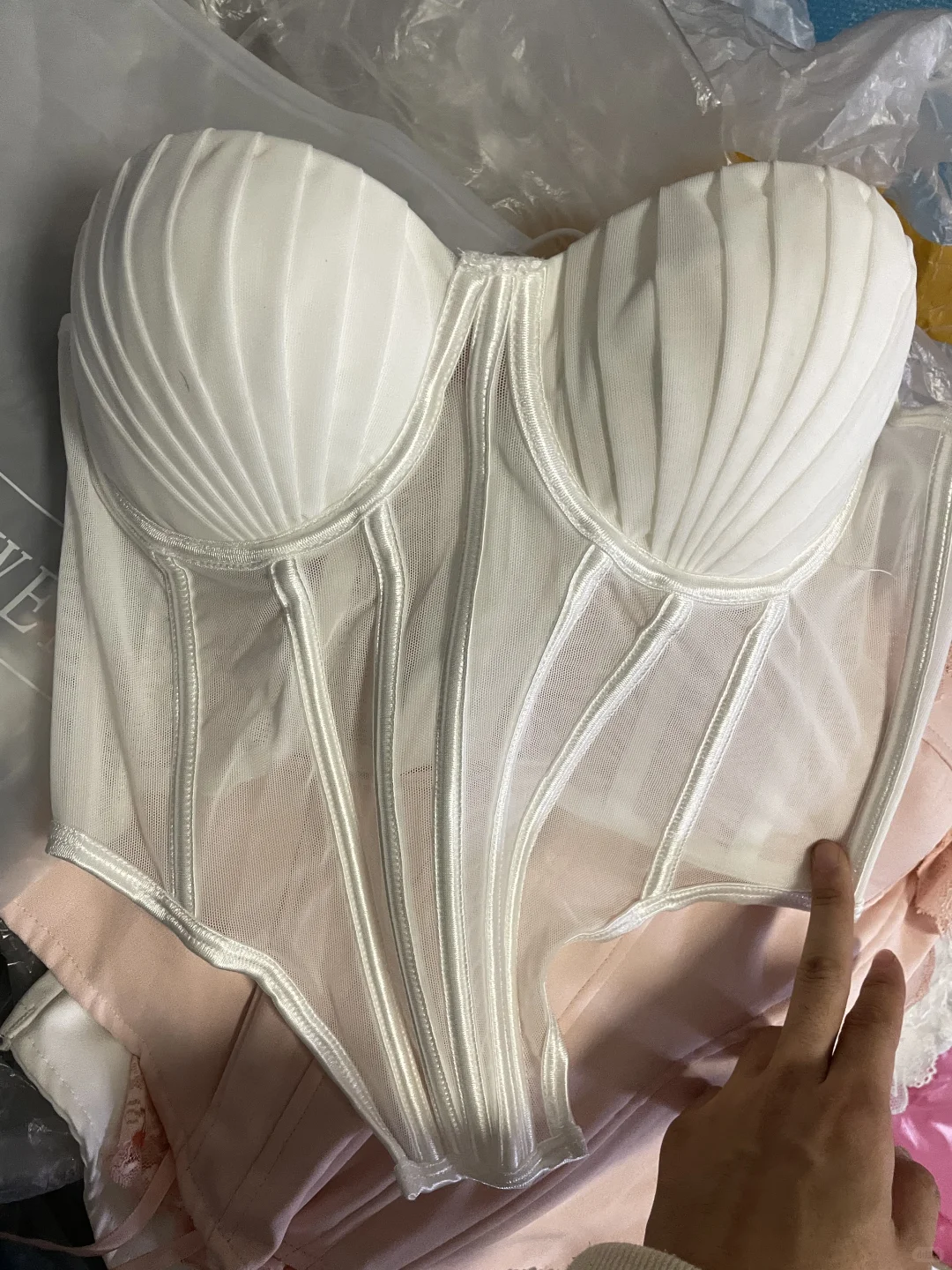 鱼骨胸衣美死了⬆️