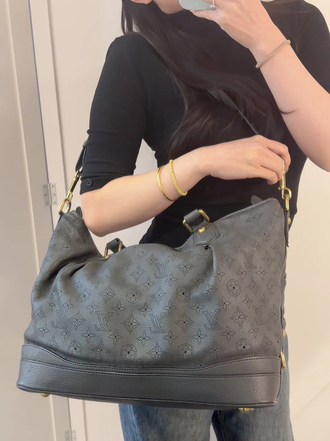 LV月光女神大tote🖤经典永不过时～微微亮光