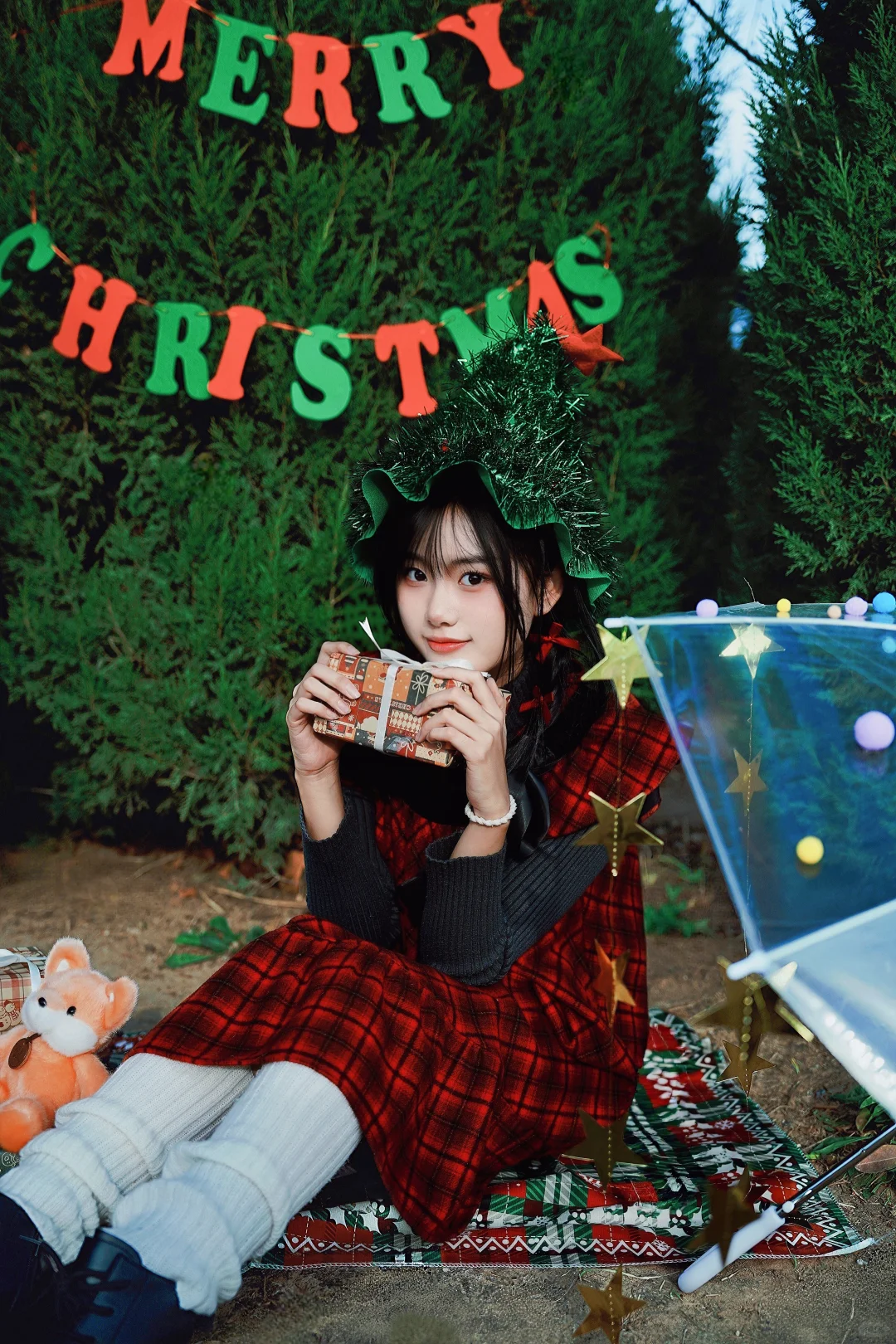 谁懂！圣诞外景要这么拍，氛围感拉满！