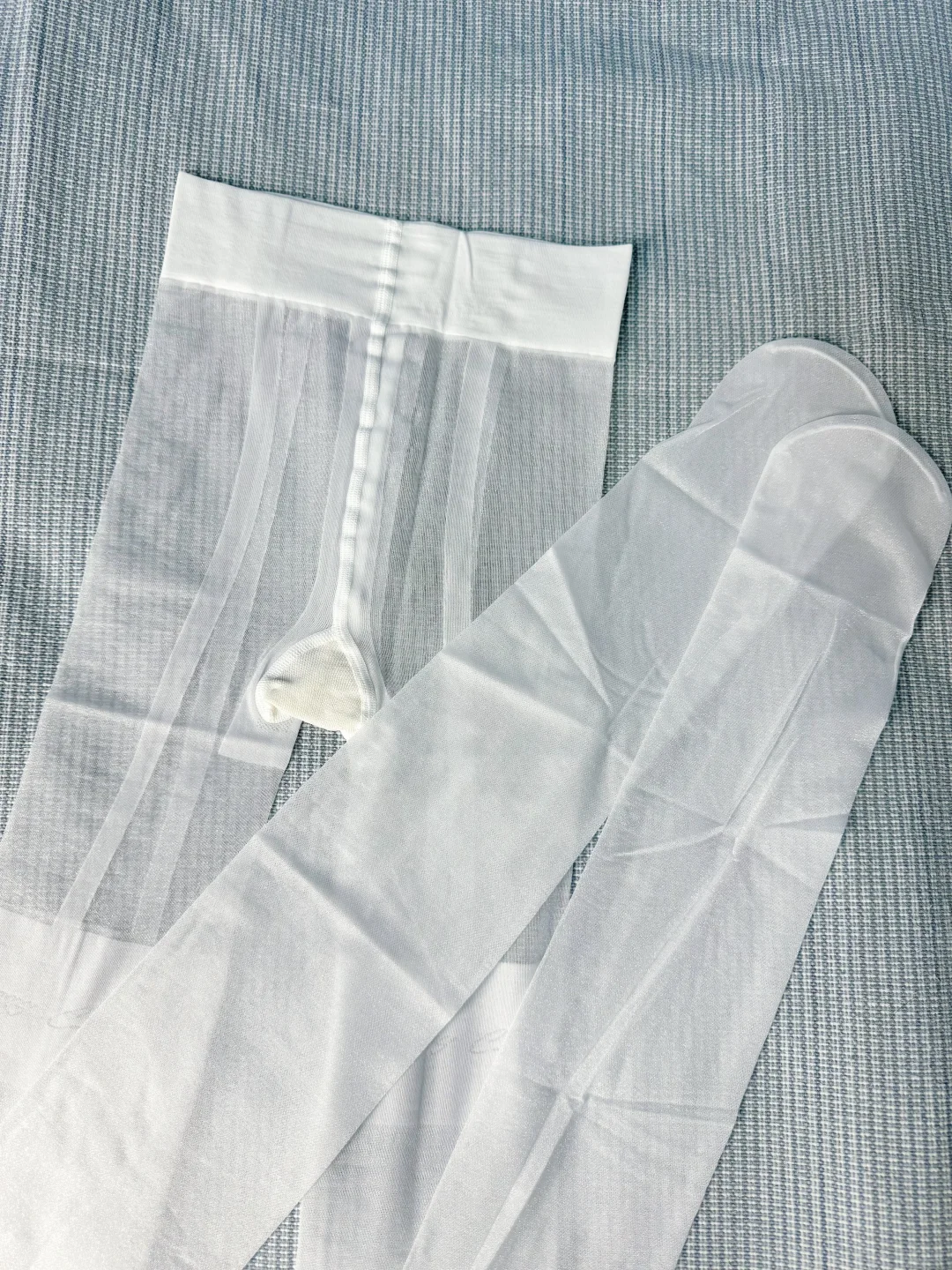 真的有人不爱白丝嘛！