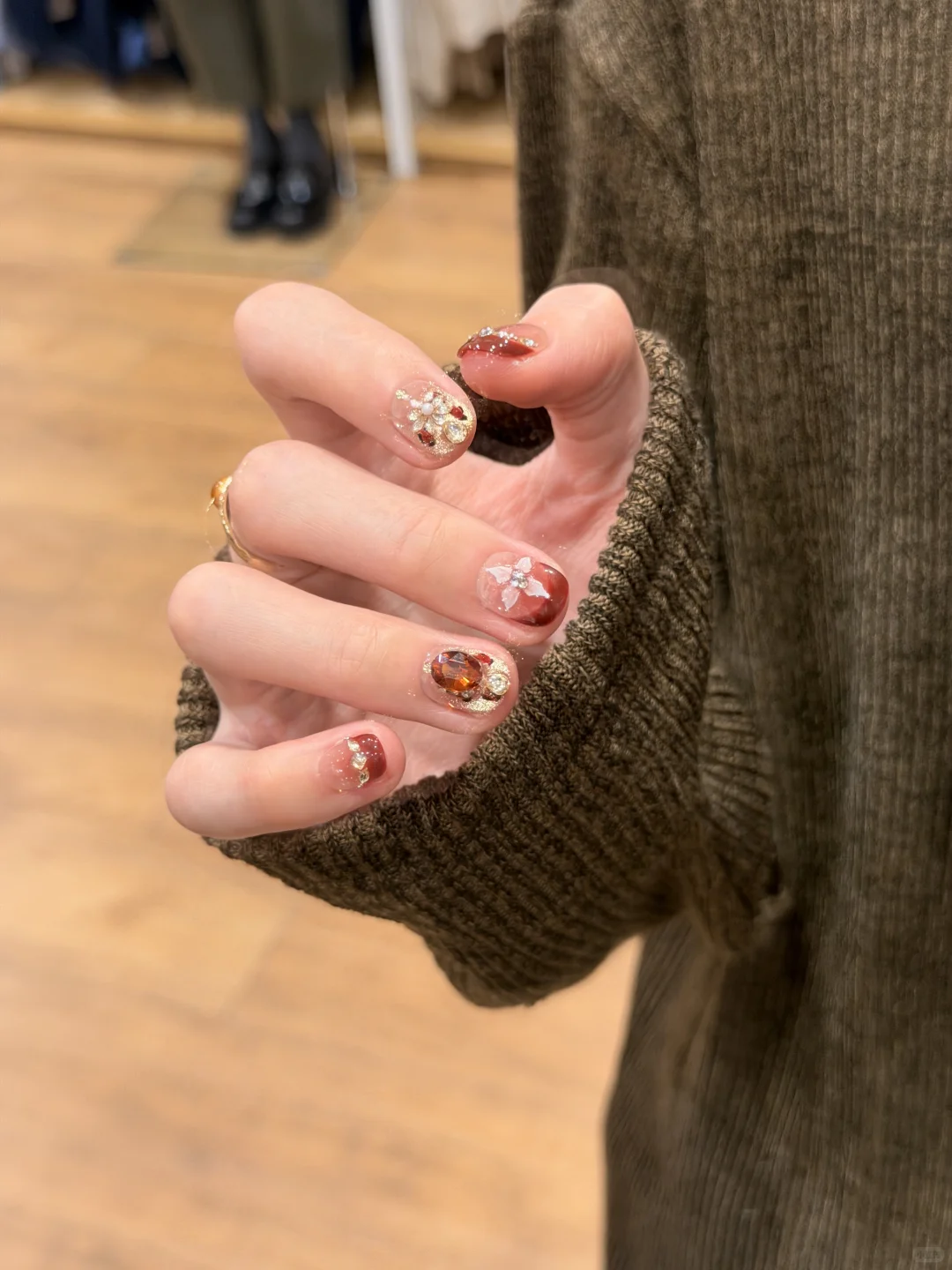 盛开红色玫瑰🌹精致女人味短甲