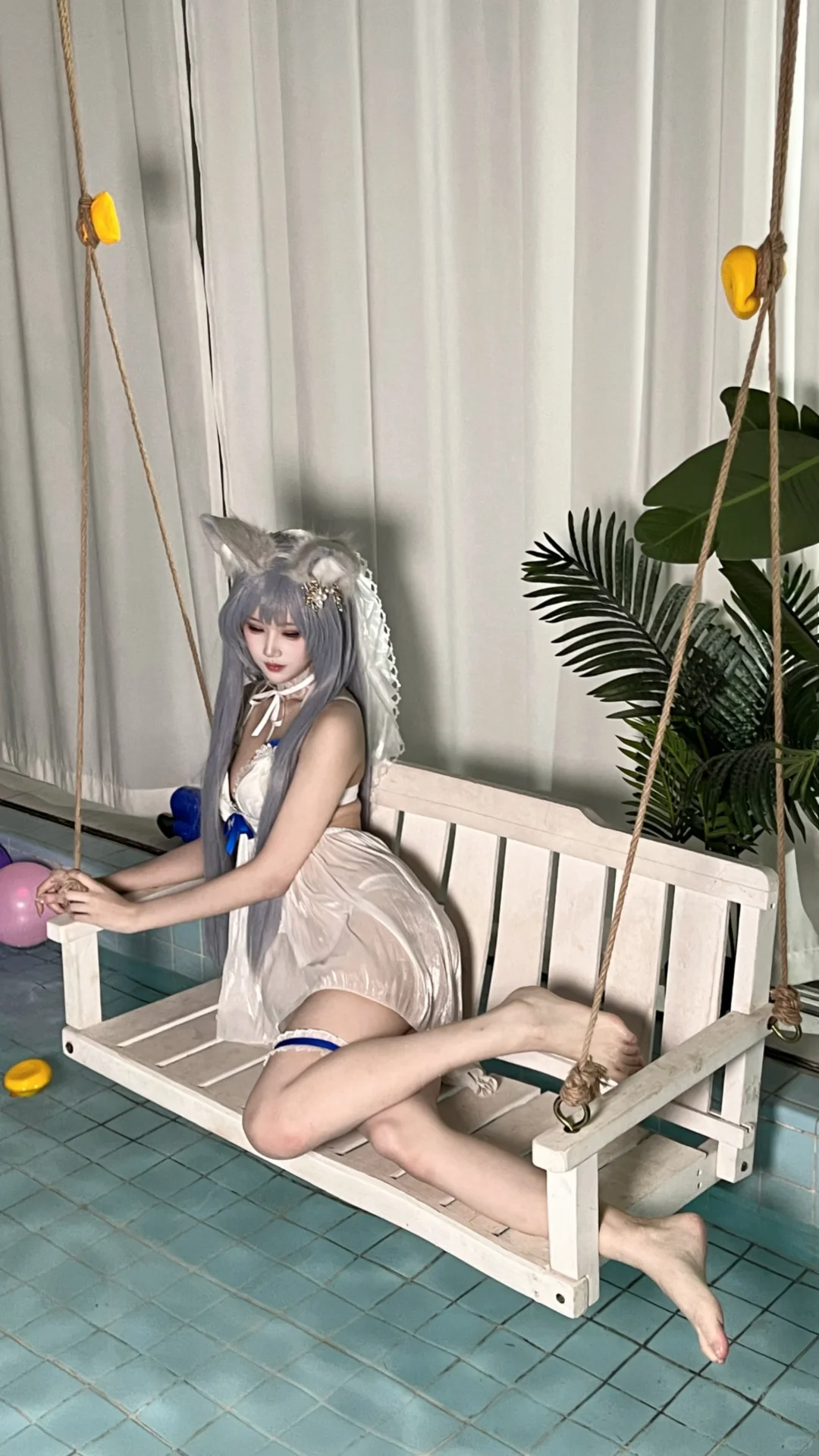 十几度依旧泳装