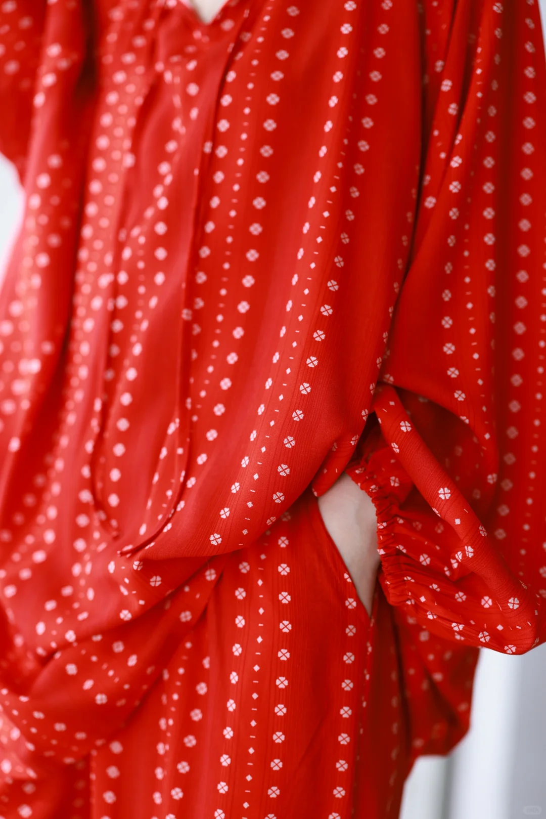 朱红色套装，宽松灵动复古🍒免穿内衣好解放