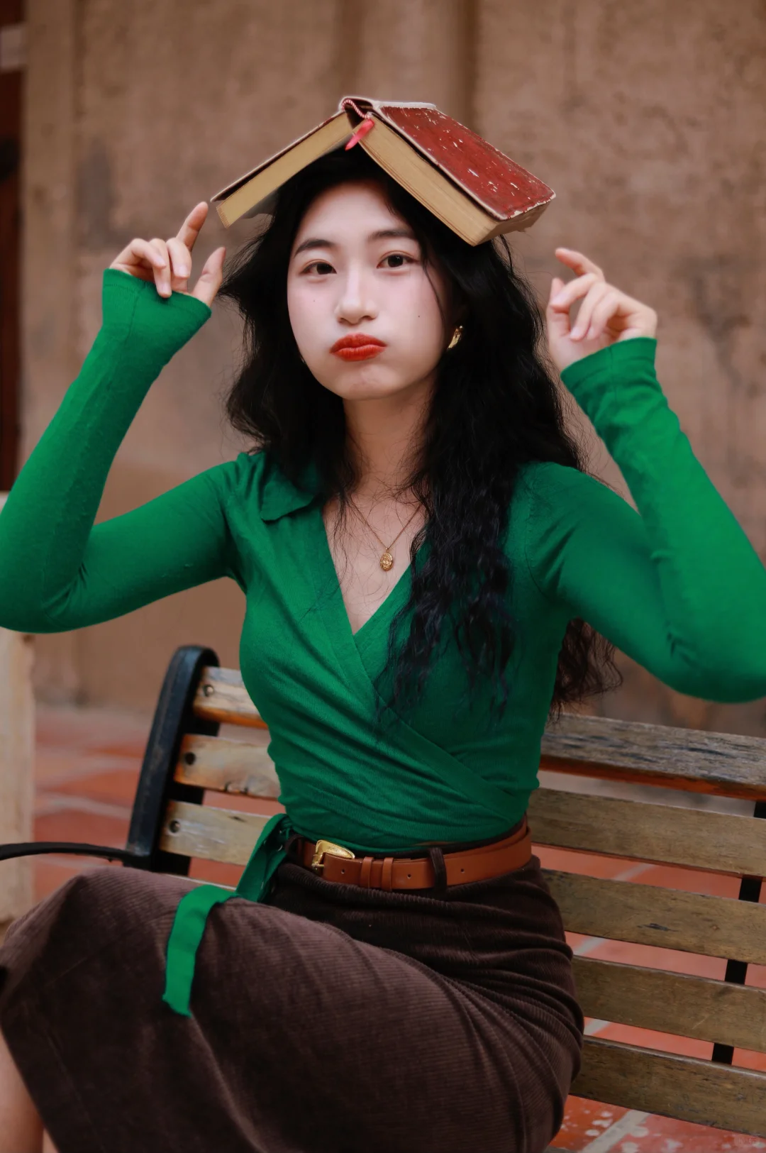 港风拍照穿搭公式🟢➕🟤好绝！附滤镜