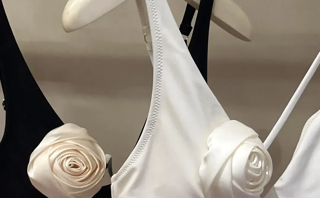 弗勒系列 | 黑色泳衣真的太显身材了！！！