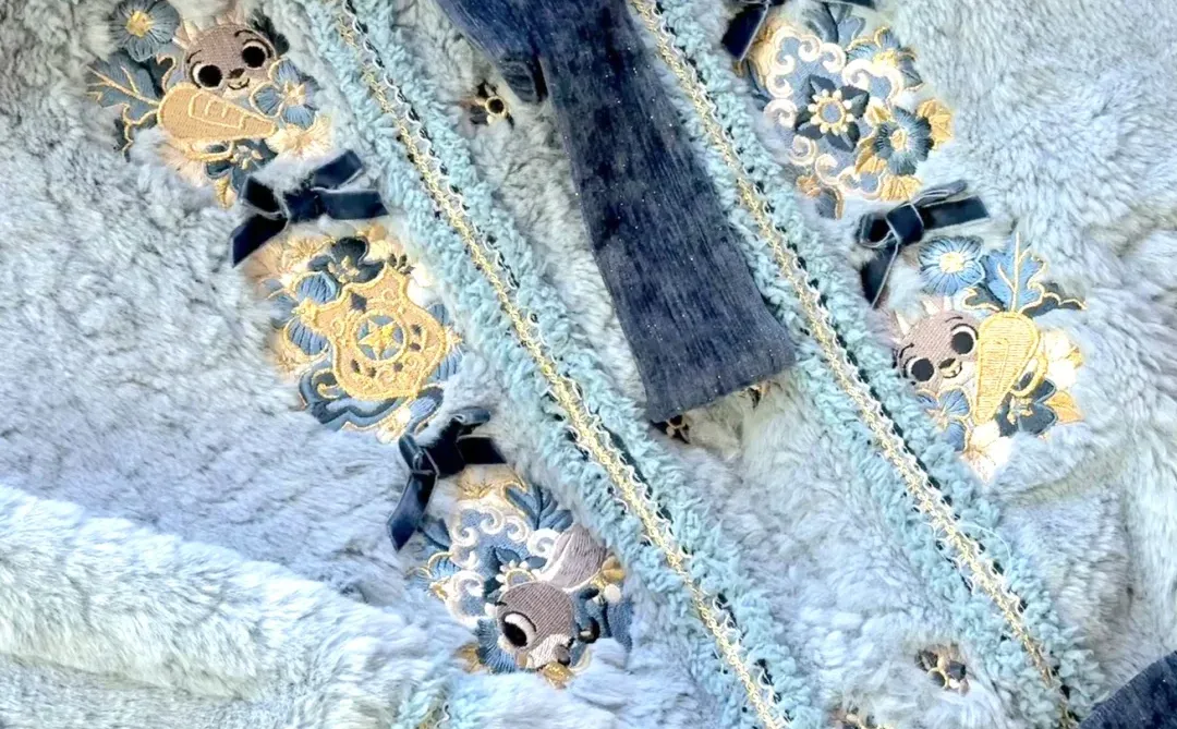 细节做的绝了！找找这件衣服上有几个朱迪呢