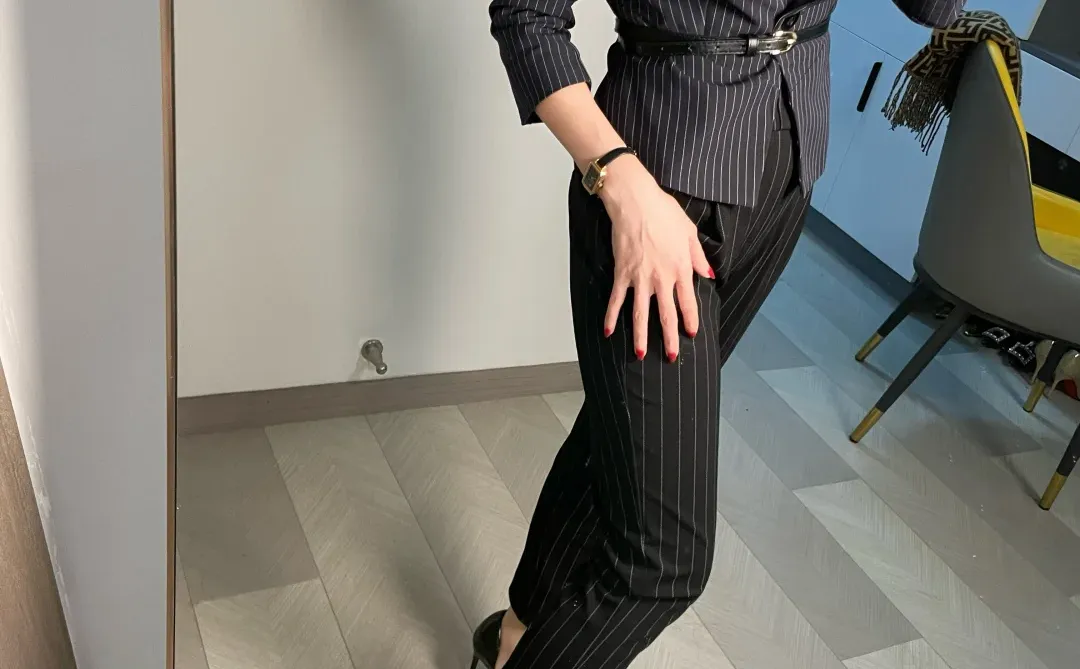 西装也可以穿出女人味！