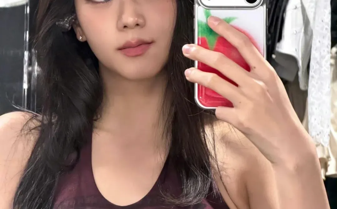 金智秀｜「氧气感」天花板