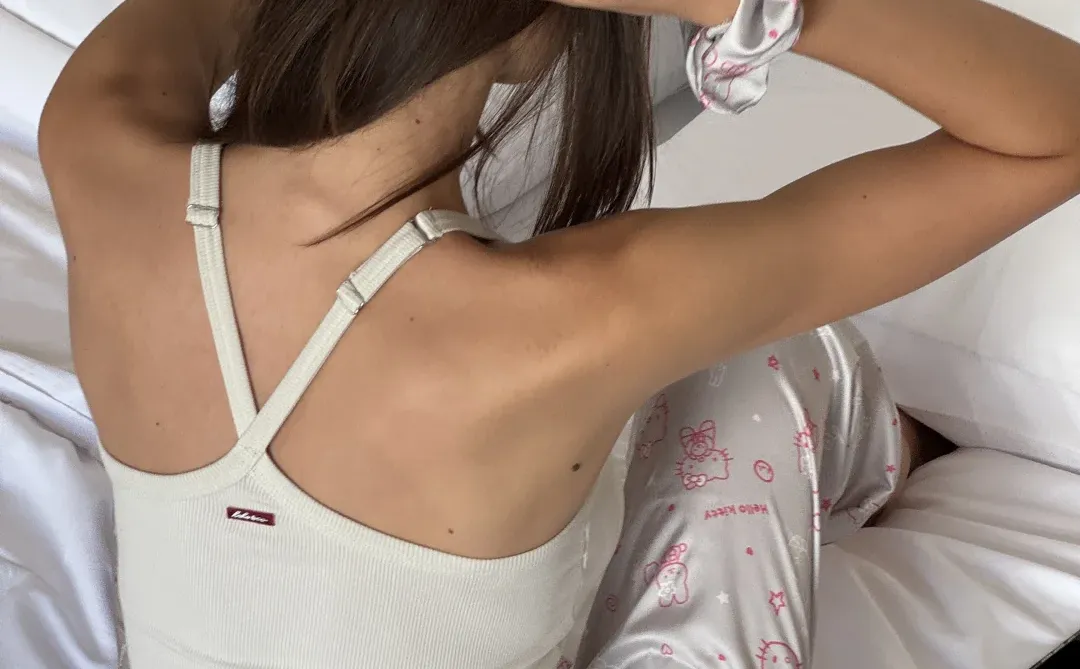 吊带冬天就是我的睡衣！