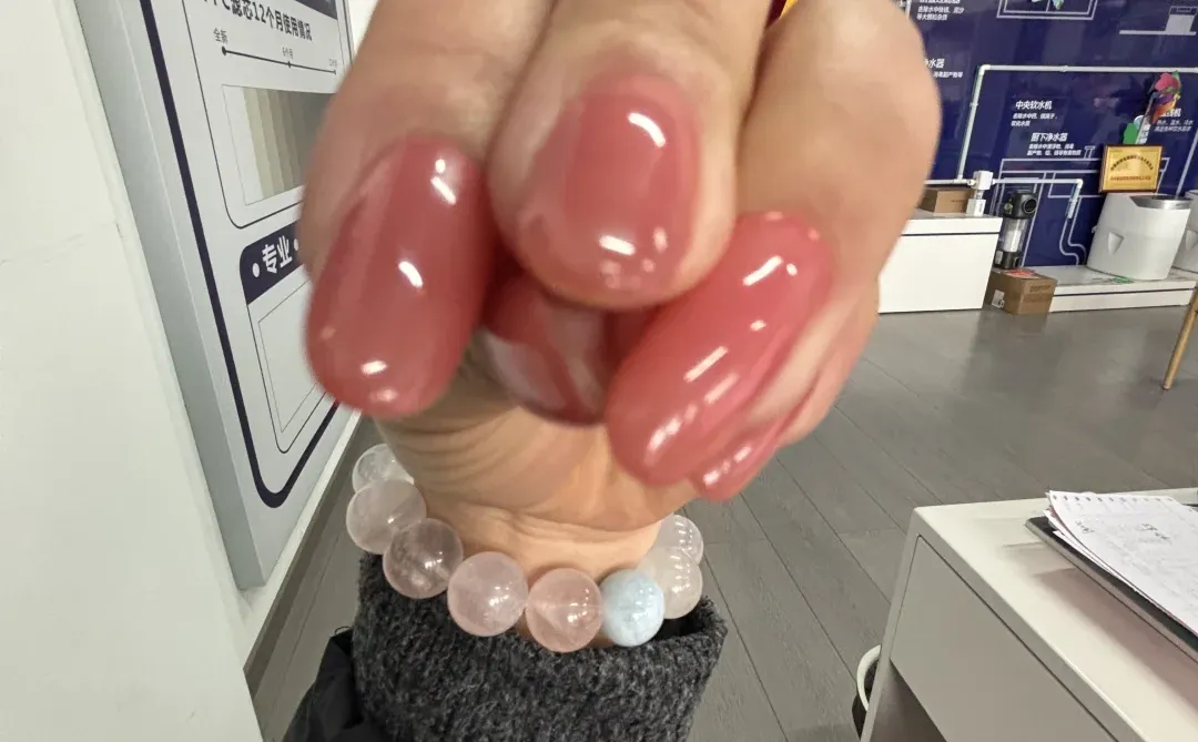 美甲的尽头是纯色