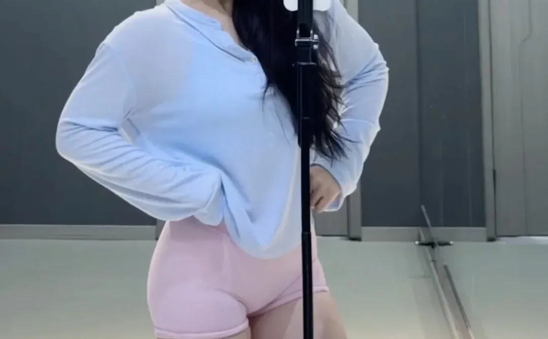 肩强的女人长啥样