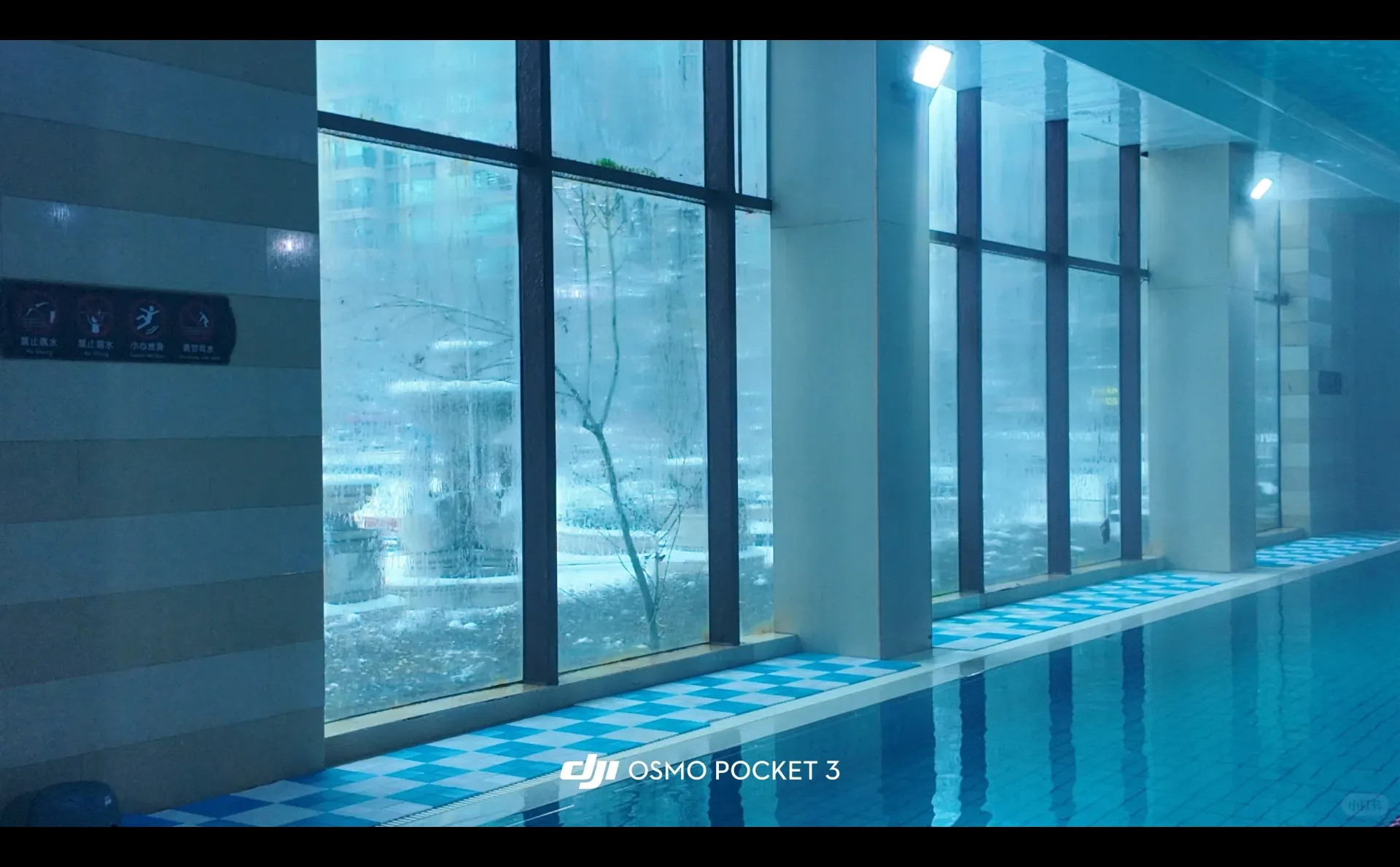 太原｜雪天游泳女教练