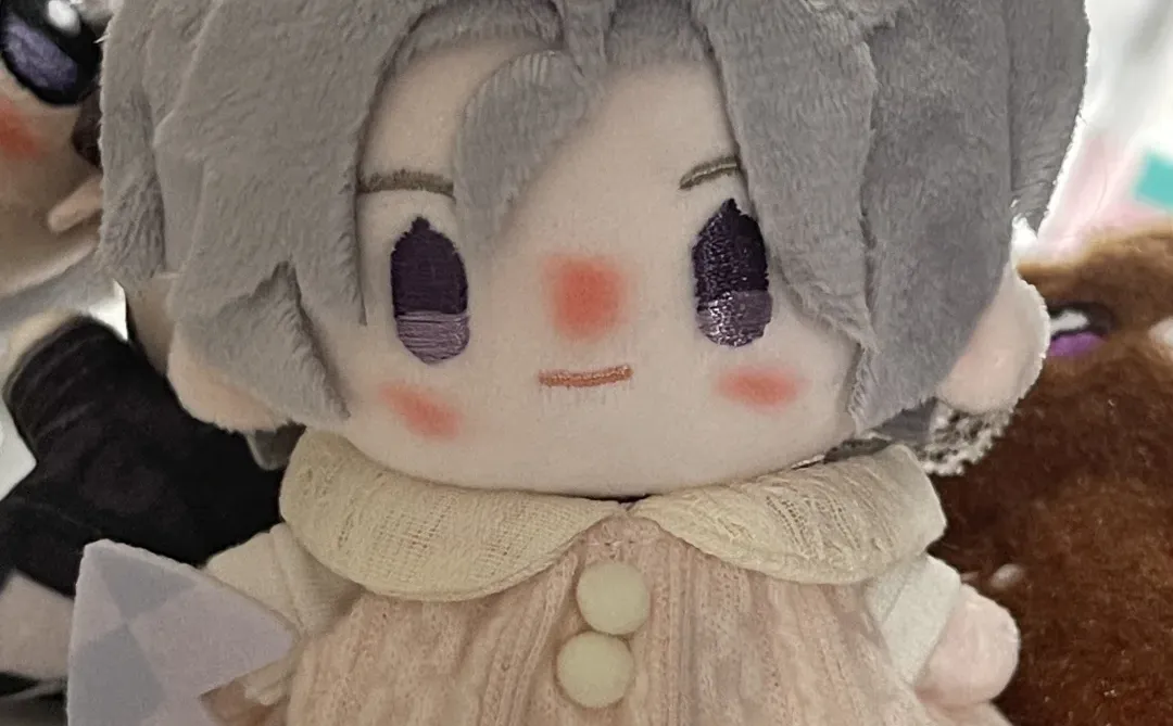 粉色娇嫩，夏亲王如今几岁