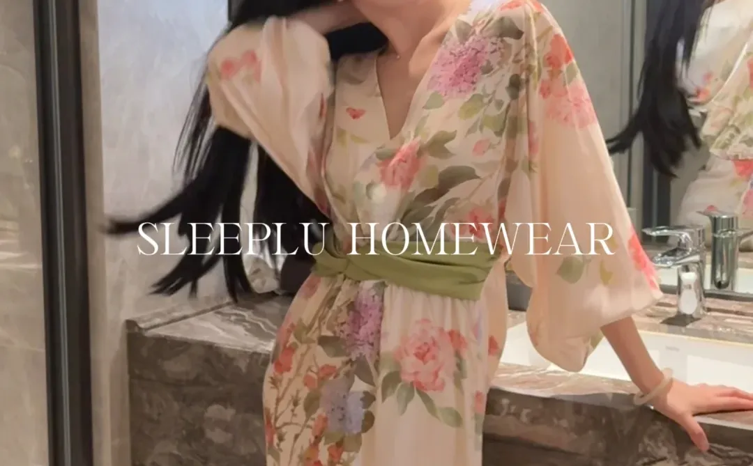 绝美复古睡袍👘✨上身质感好绝啊啊啊！