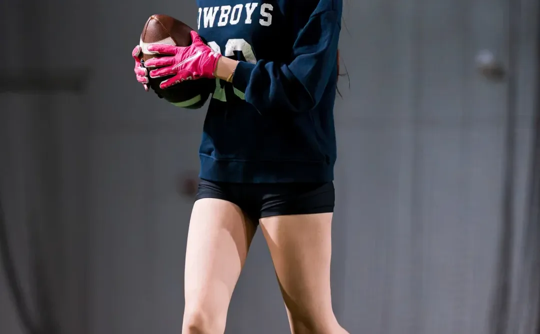 我这人很奇怪 你要是主动找我 我就跟你玩