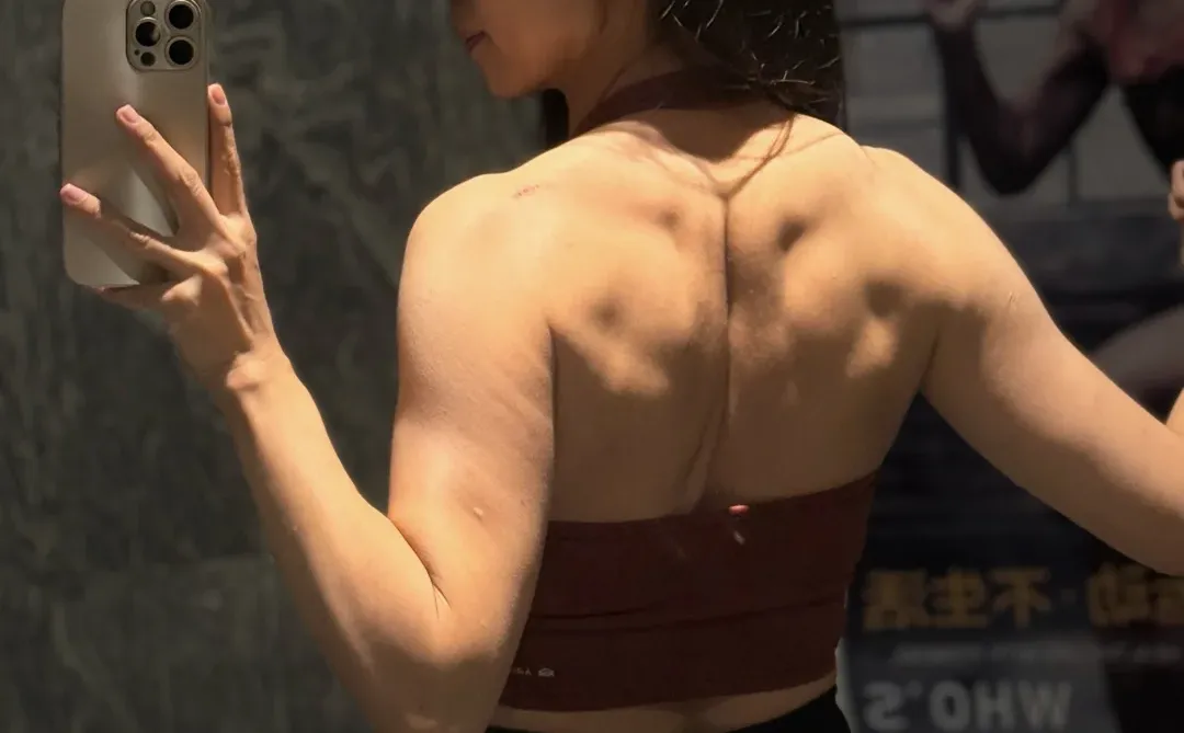 44岁｜年龄只是数字，肌肉才是真的！