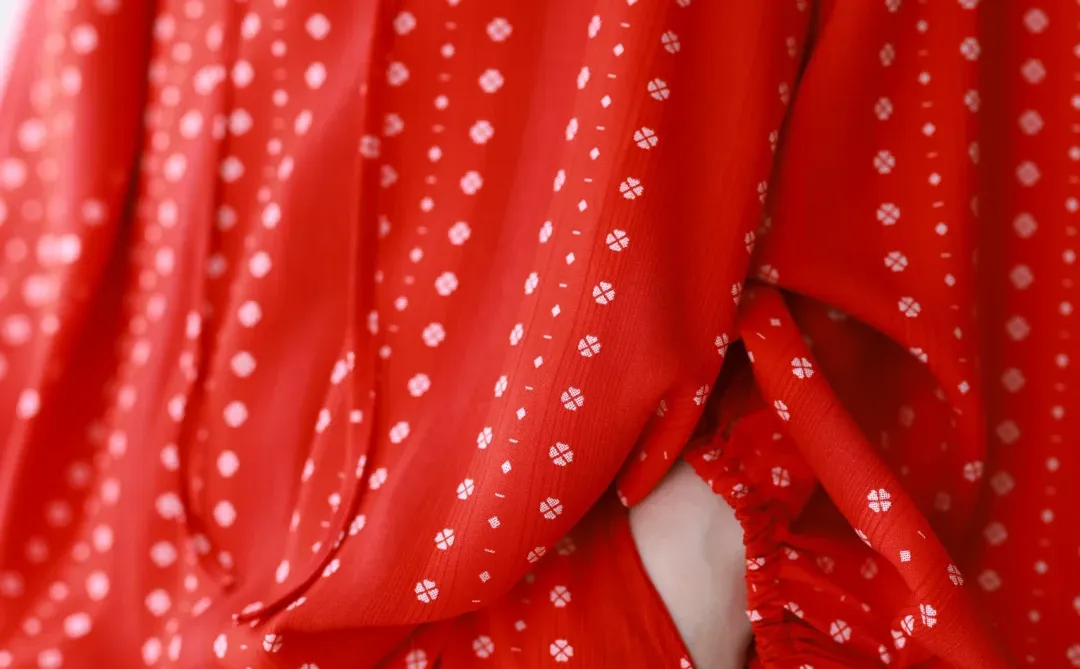 朱红色套装，宽松灵动复古🍒免穿内衣好解放