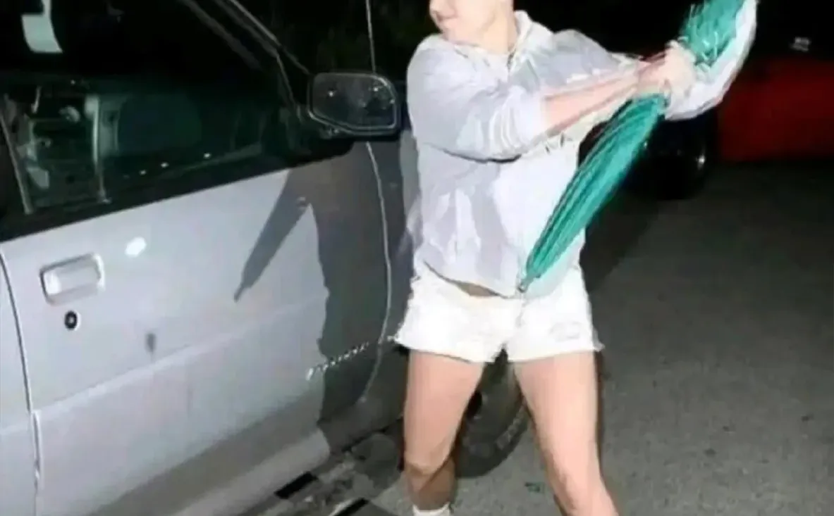 布兰妮是不是自然女？