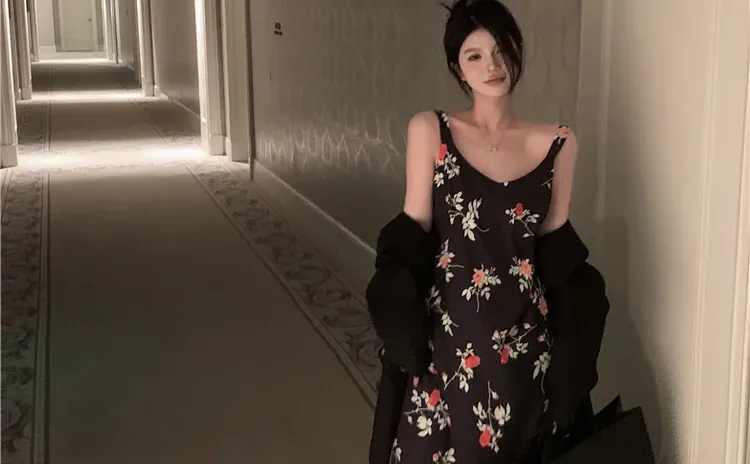 我也不想买啊！可是这么美的裙子才79唉‼️