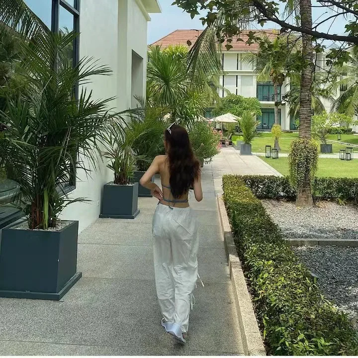 救命！被问了 800 遍的 “纯欲狙击” 泳衣