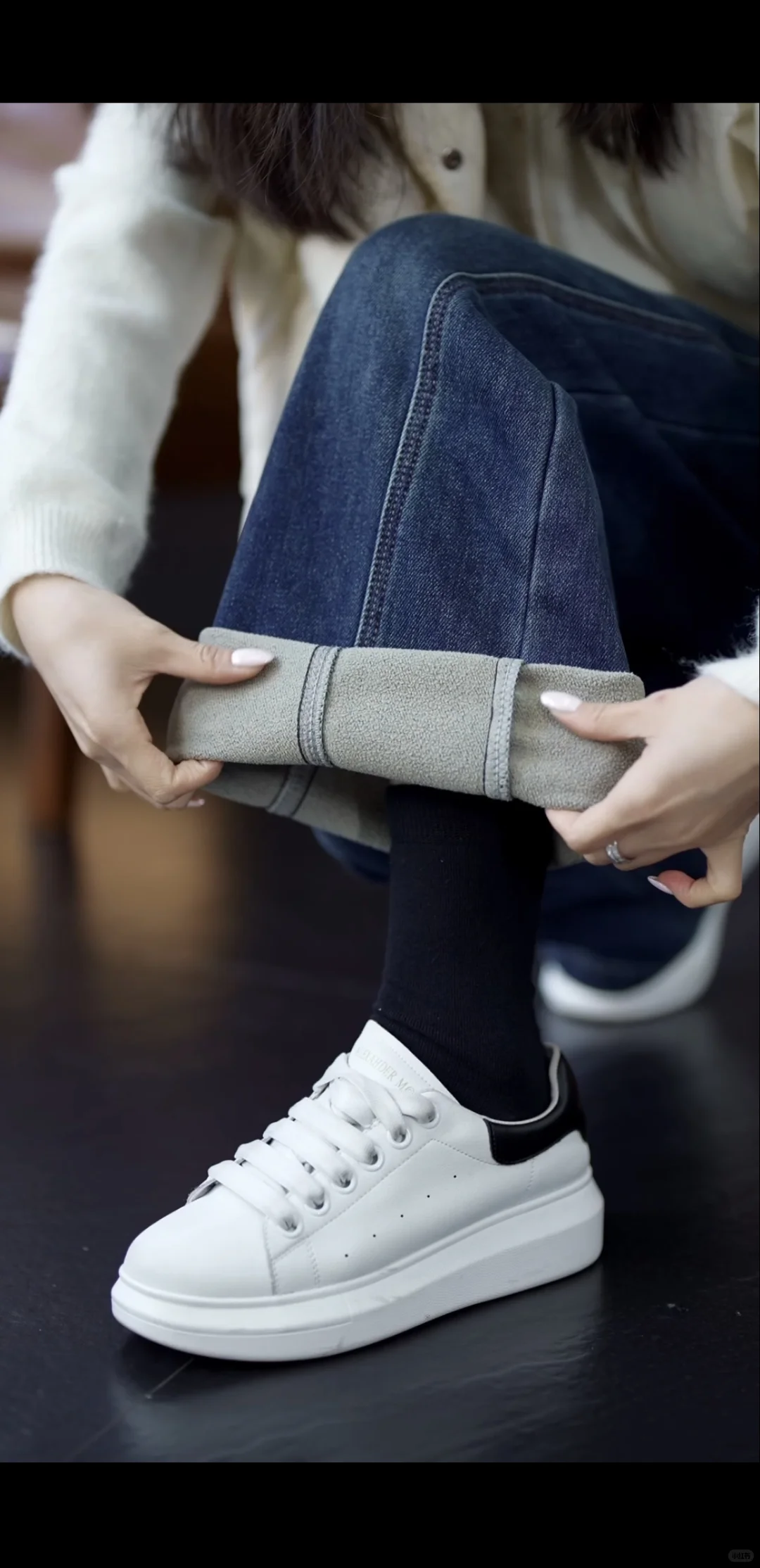 加绒复古蓝阔腿牛仔裤 ，甜妹本命显瘦神裤