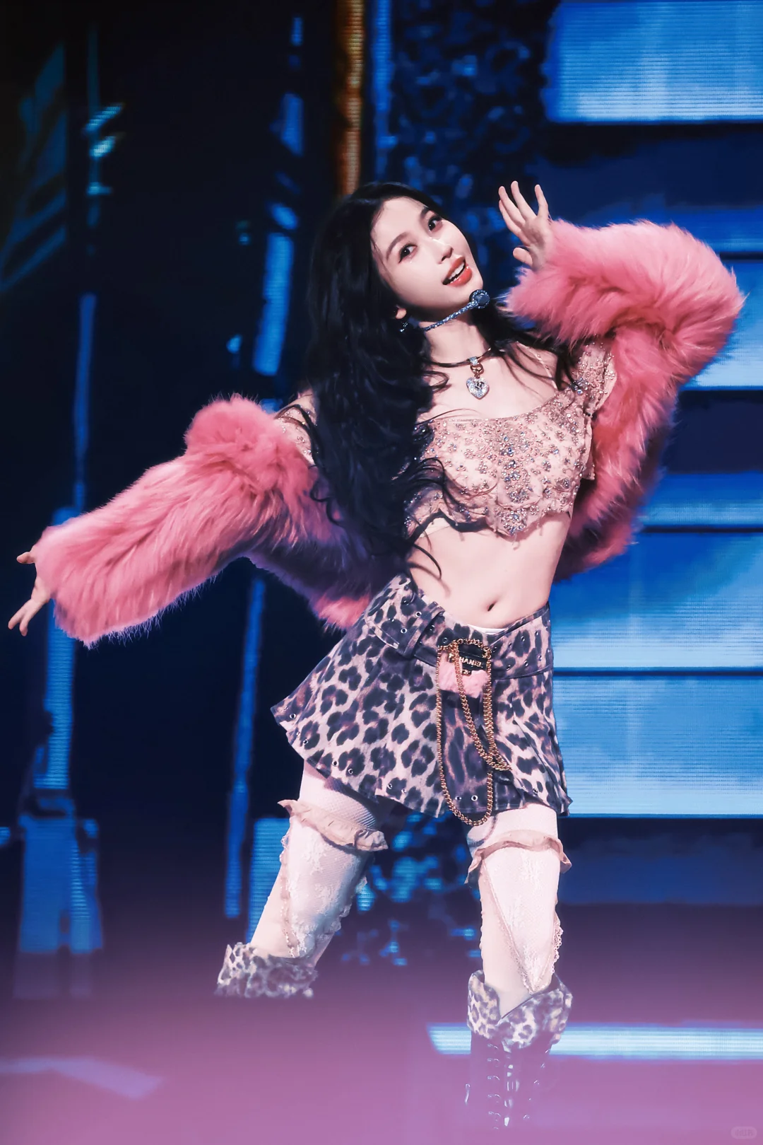 虞书欣丝袜美腿