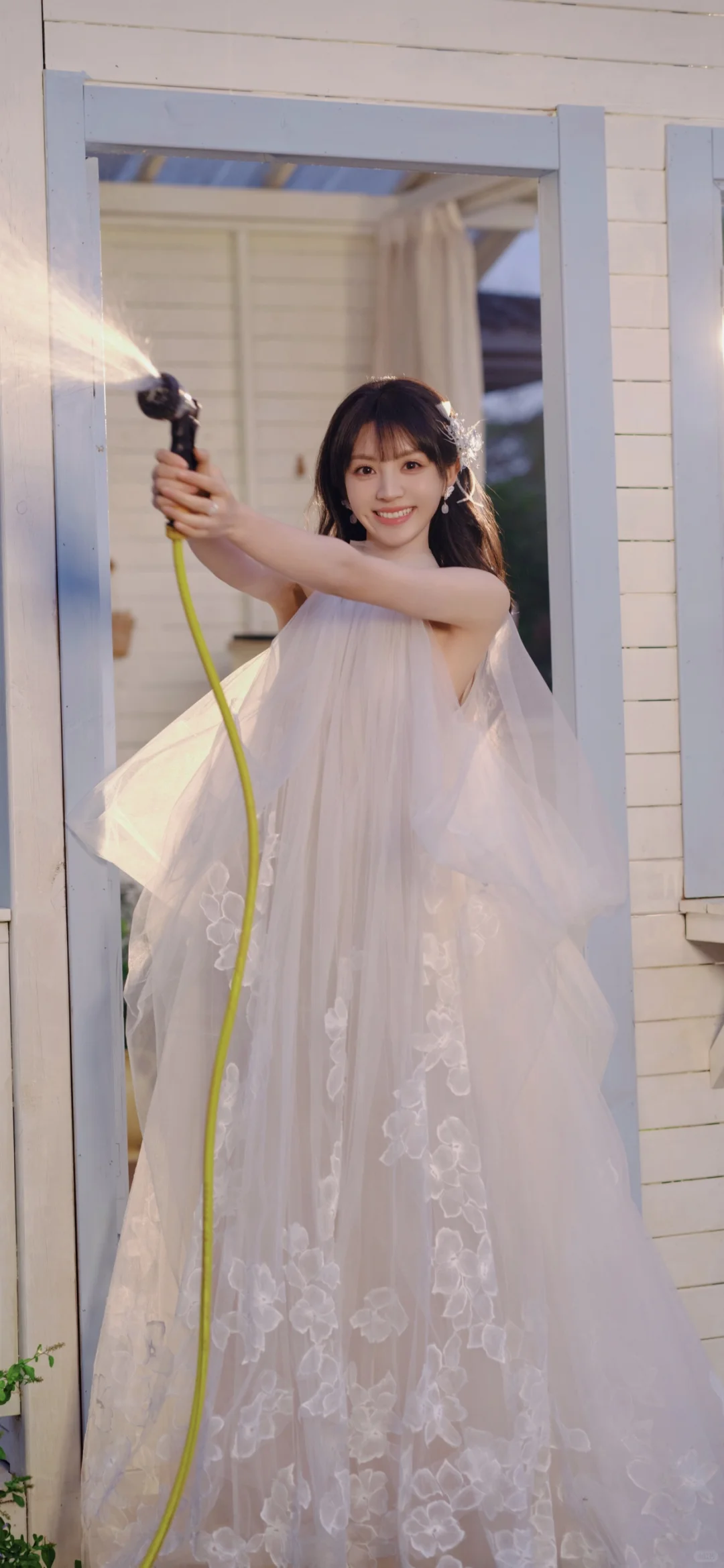 田曦薇壁纸！被这组婚纱照写真美哭了！