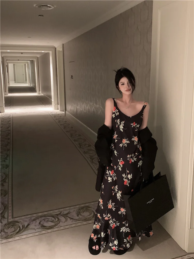 我也不想买啊！可是这么美的裙子才79唉‼️