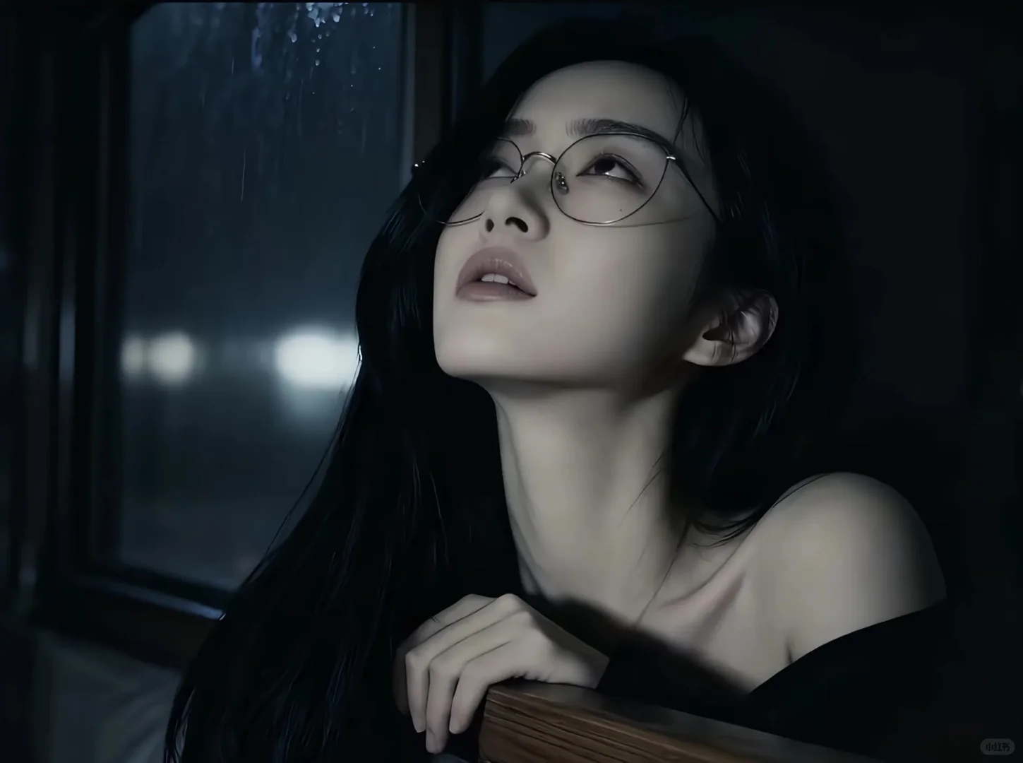 壁纸｜眼镜妹，带劲