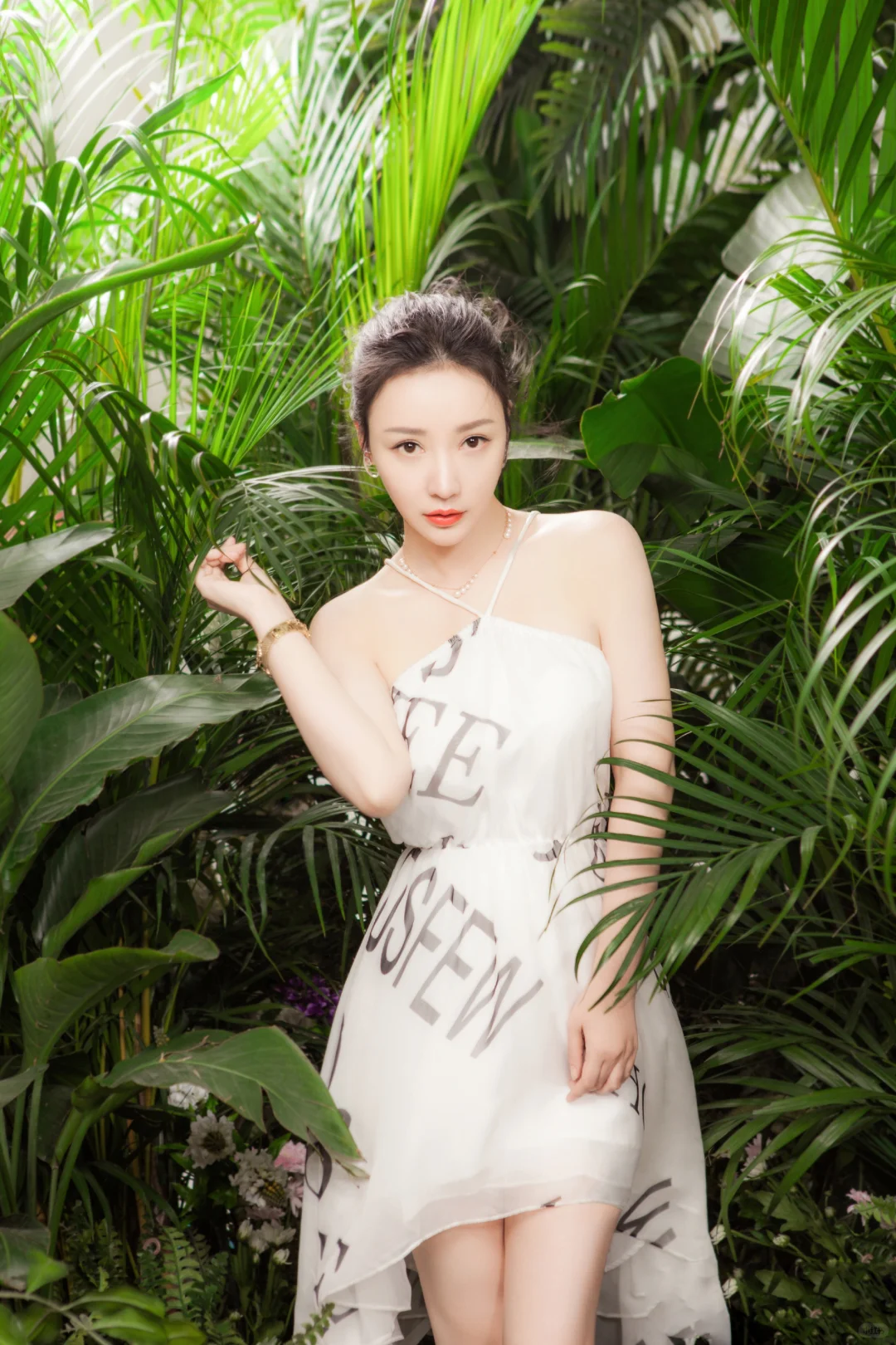 性感女神，柳岩