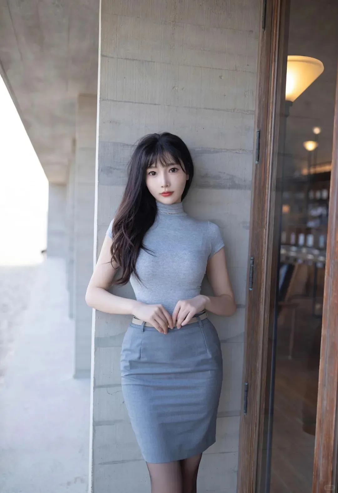 一眼万年的女生