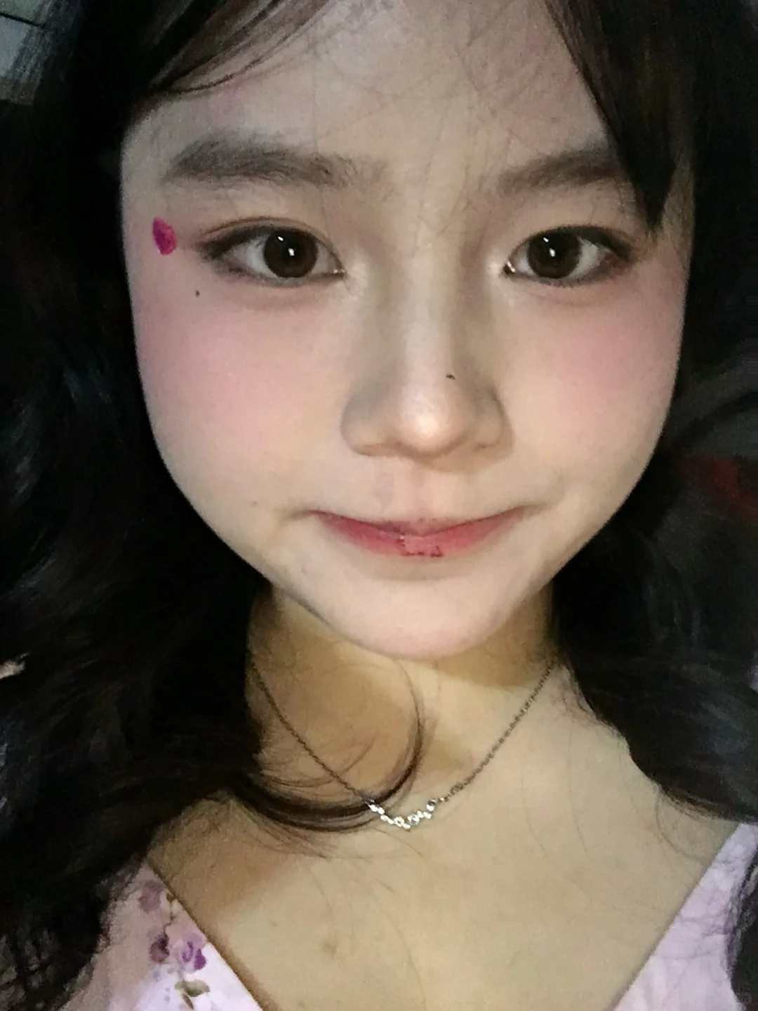 每次急急忙忙化的妆反而更服帖自然呢