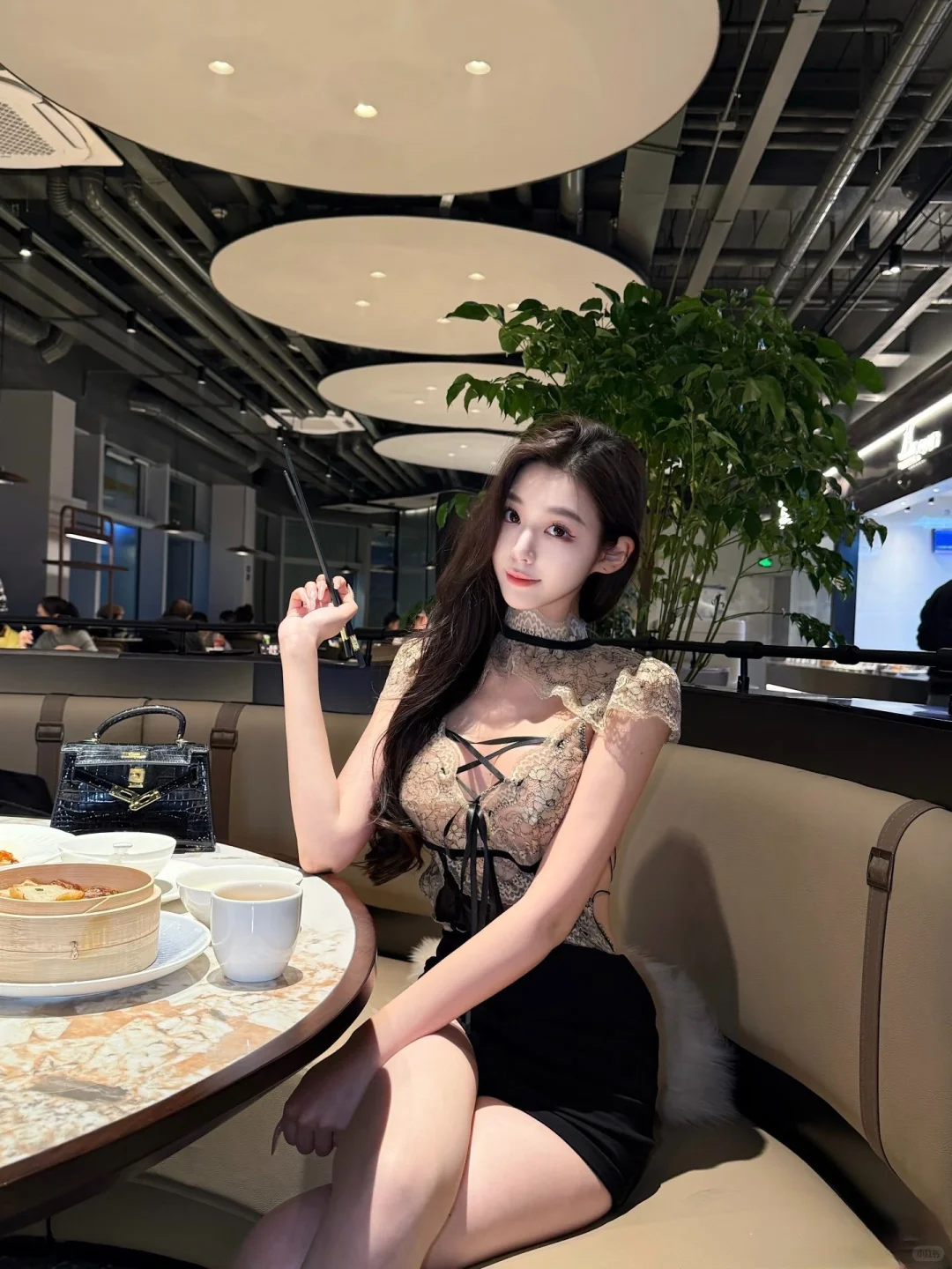 👗沉浸式穿搭解析 | 可盐可甜的百变图鉴✨