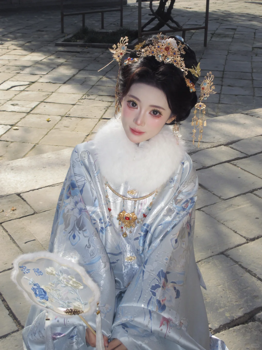 洛邑古城这套明制贵女妆造！直接杀疯汉服圈