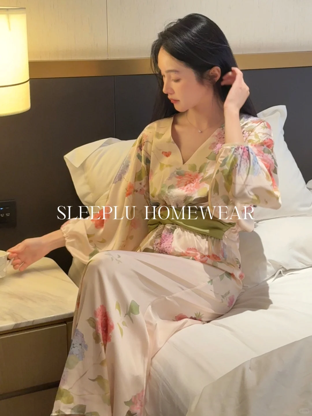 绝美复古睡袍👘✨上身质感好绝啊啊啊！