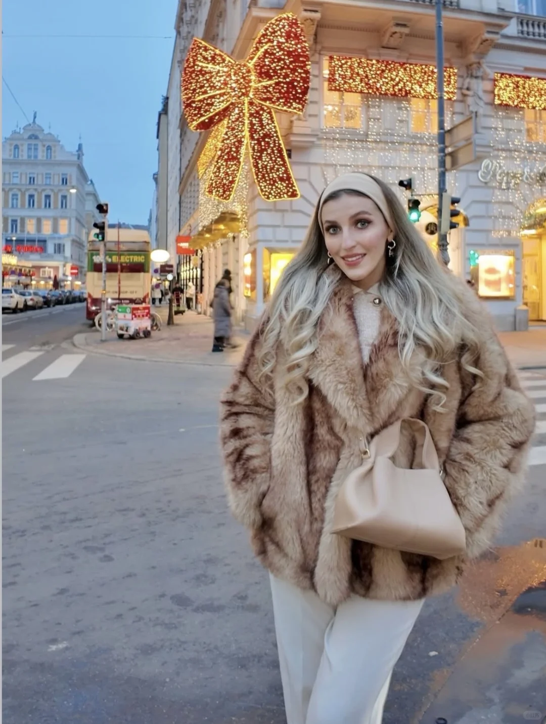 ✨圣诞写真|又来给白女拍氛围美照啦～