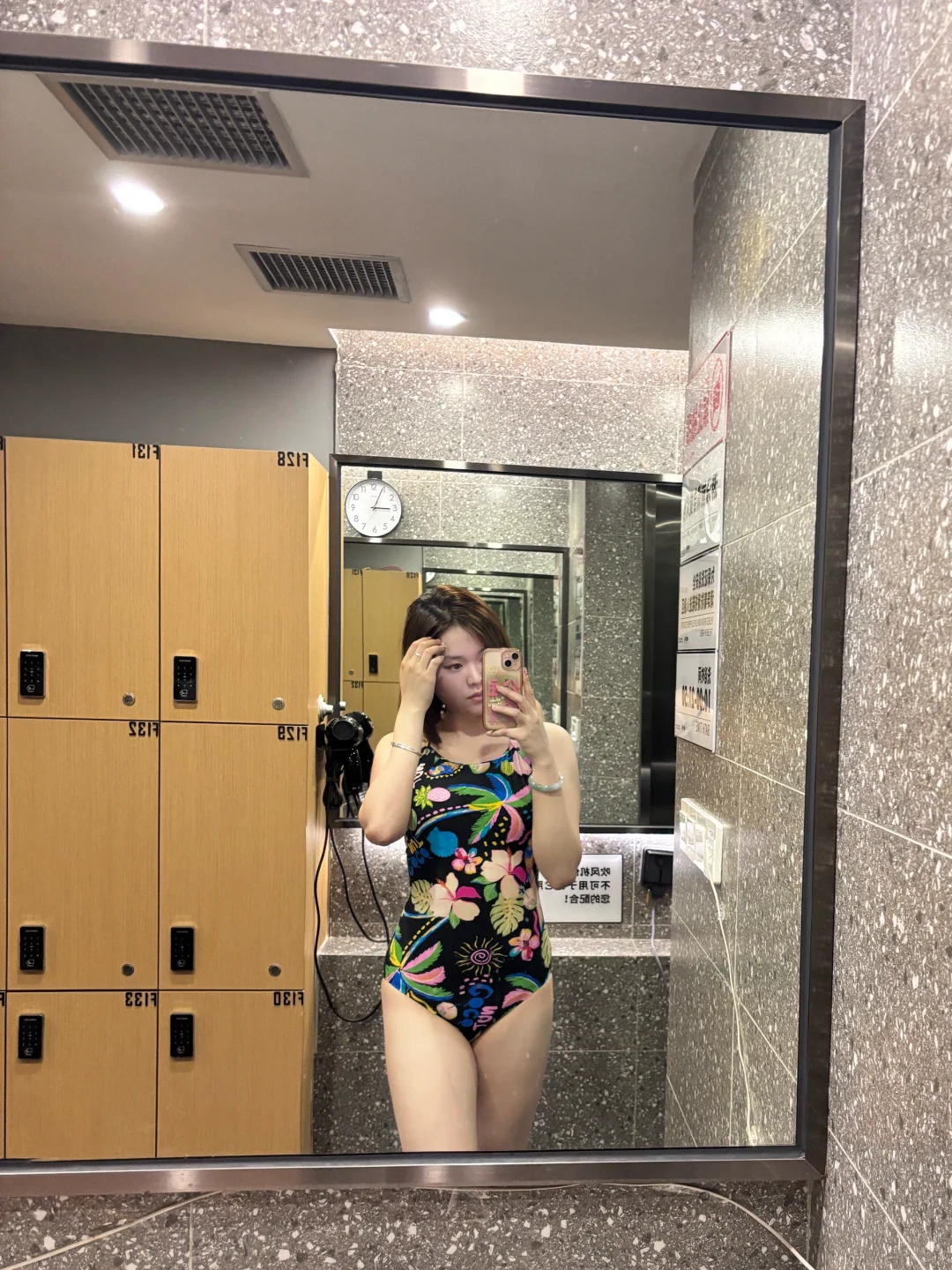 游泳🏊‍♀️女教练、游泳🏊🏻‍♀️女教练